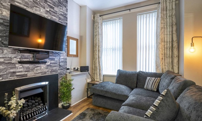 Belfast House | Pass the Keys | Cosy 3BR Victorian Terrace | Historic East Belfast