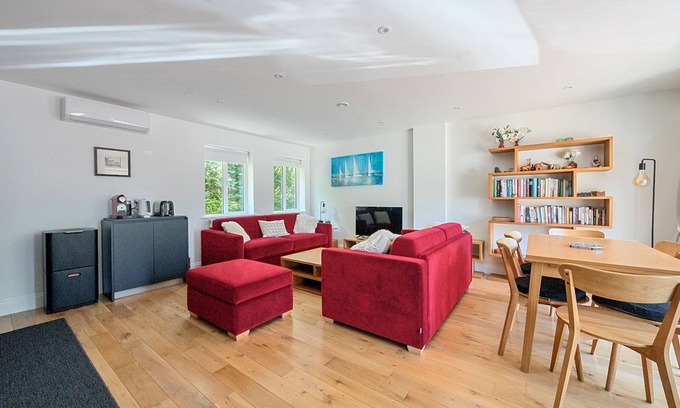 Kennington Apartment | Pass the Keys | ★ Luxury Oxford Apartment ★ Sleeps 4, Free Parking