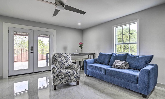 Brownsville House | Patio & Balcony: Gulf Coast Retreat in Brownsville