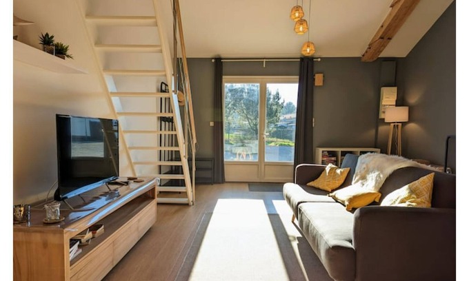 Saint-Hilaire-de-Riez House | Patio house, swimming pool/games residence in the pines