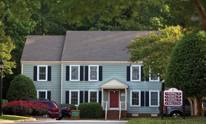 Williamsburg Condo | Patriots' Place 1br unit Saturday check-in