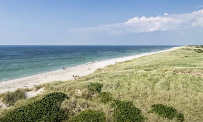 Municipality of Hellevoetsluis House | Pavilion 6 by Interhome