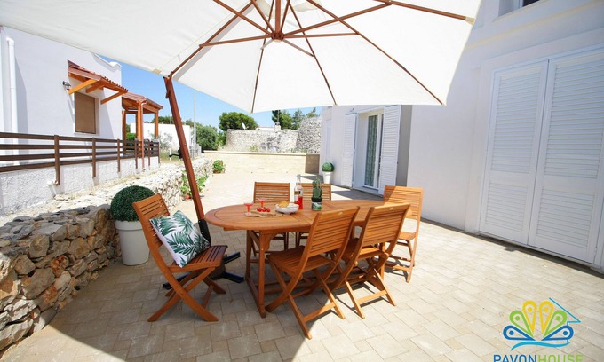 Posto Rosso House | Pavon House Blue -Villetta 80 meters from the sea, 3 km from Torre San Giovanni beaches