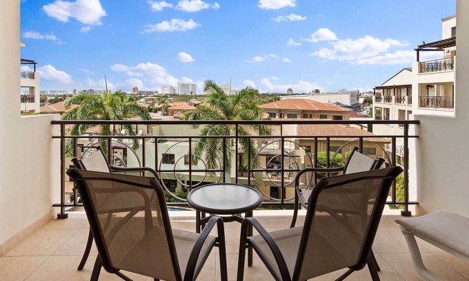 Washington Condo | PC406 - Pool View - 1 BR Perfect for a couple - Close to Palm Beach - 1BR