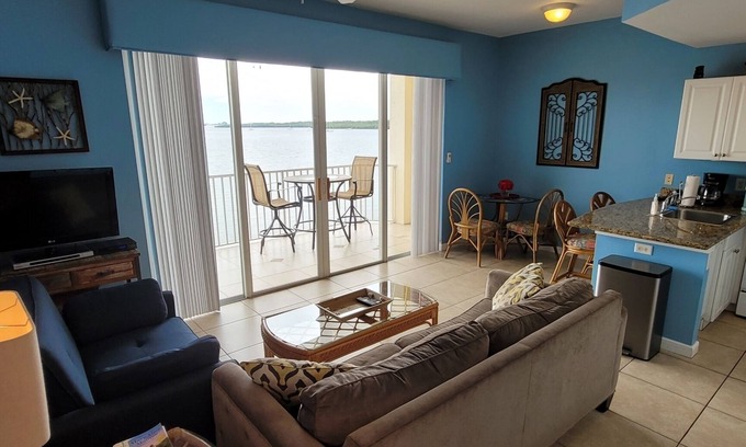 St. Petersburg - Clearwater Condo | Peace & quite condo
