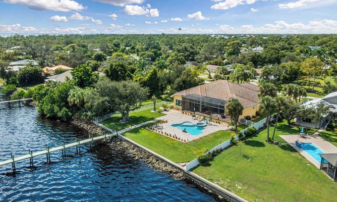 Charlotte Harbor House | Peace River Waterfront Luxury Living - 5-BD w Pool