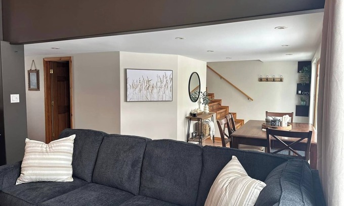 Petersfield Cottage | Peaceful 2-BR Waterfront Retreat. Lots of amenities ,AC,WiFi,and great fishing!