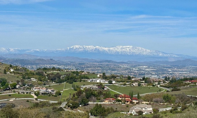 Temecula House | Peaceful 5 acre estate, Single level 3-bed 2 bath, minutes to Old Town, wineries