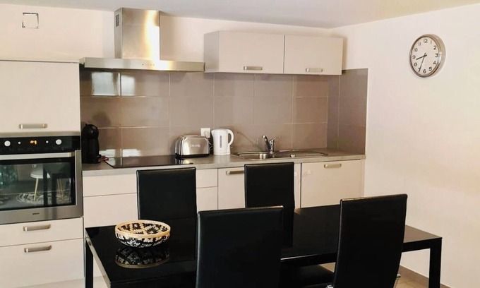 Salinelles Apartment | Peaceful apartment with private pool