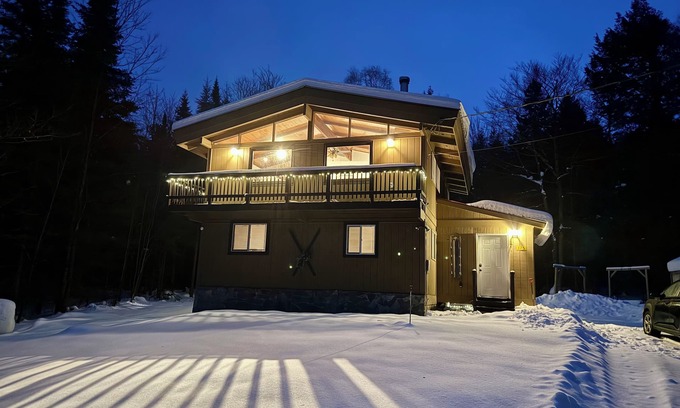 Windham Ski Chalet | Peaceful chalet near Bromley, Magic, Okemo, Mount Snow, and Stratton