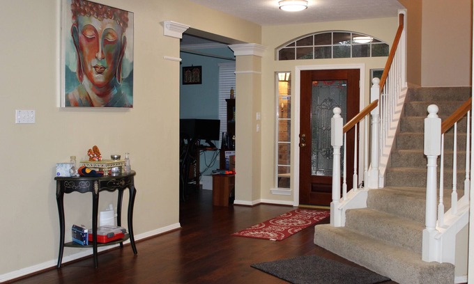 Alden Bridge House | Peaceful, comfortable room away from home with 2 bedrooms (1Q1F) &massage chair