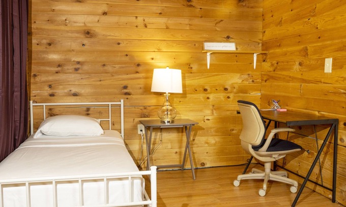 Watertown Apartment | Peaceful Decor crafted Apartment 1 BEDROOM 2 BATHROOMS