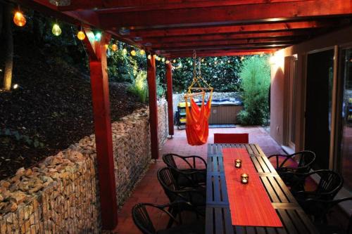 Balatonakarattya House | Peaceful Designer Home 50 meters from Lake Balaton, Ideal for Families