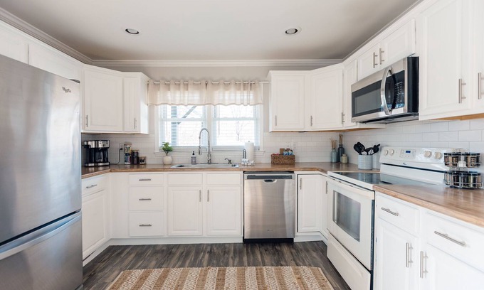Johnson City House | Peaceful Family Retreat in Johnson City
