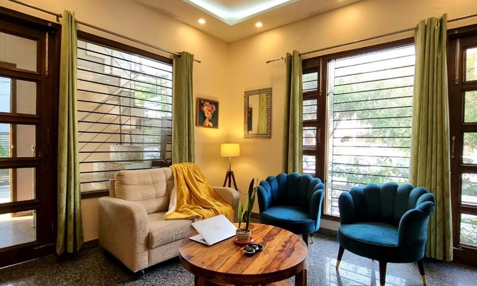 Mohali Villa | Peaceful Home2 Stay by Six Lane