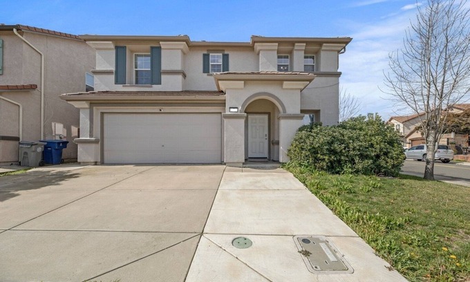 North Natomas House | Peaceful house next to the park - close to airport