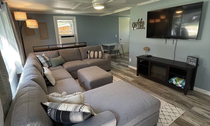 Coldwater Cottage | Peaceful lake retreat