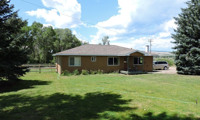 Silver Star House | Peaceful Montana Retreat on 4 Acres – Clean, Quiet & Surrounded by Nature