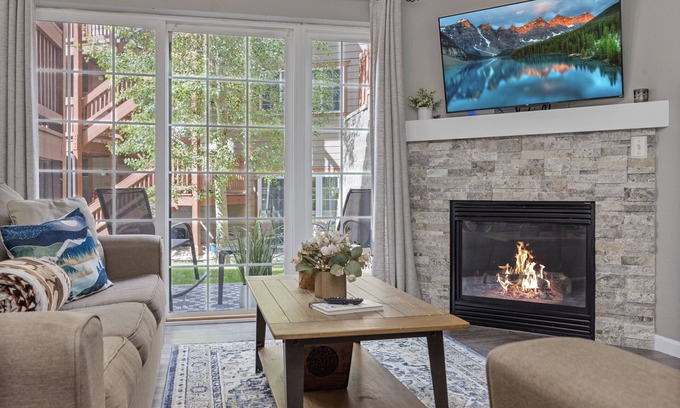 Breckenridge Condo | Peaceful Mountain Paradise- Located Directly Between Breck + Frisco!