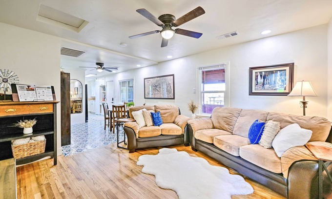 Woodlake House | Peaceful Ranch Home w/Sierra Nevada Views