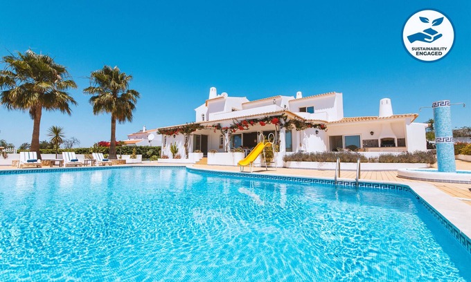 Albufeira Villa | Peaceful retreat w/heatable pool & garden