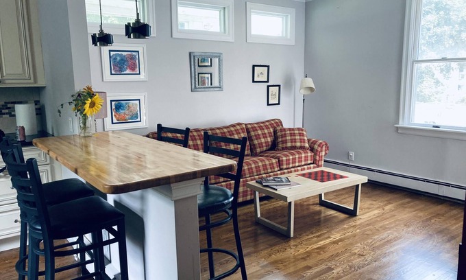 Usmma Apartment | Peaceful, Safe Apt. 15 min from Hospitals. City Island. Pet-Friendly.