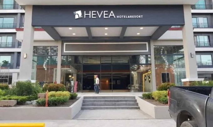 Angeles City House | Peaceful Twin Stay in Sunday Hevea Resort