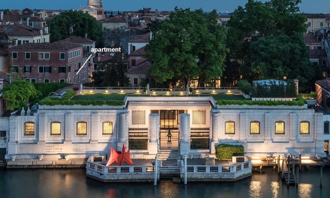 Dorsoduro Apartment | PEGGY~Guggenheim