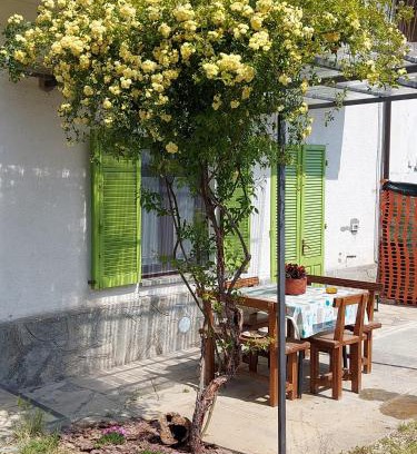 Bagnolo Piemonte Apartment | Pelagallo