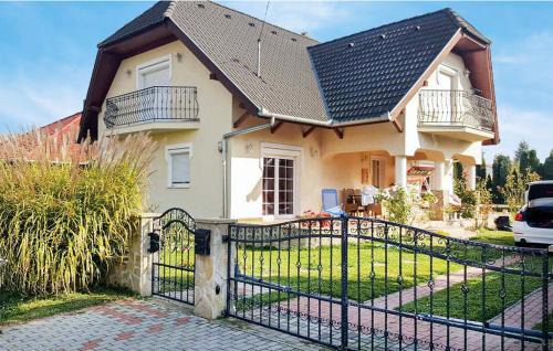 Balatonbereny House | Pelso Vendégház