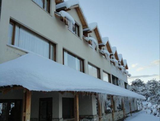 Villa Pehuenia Hotel | Peninsula de los Coihues