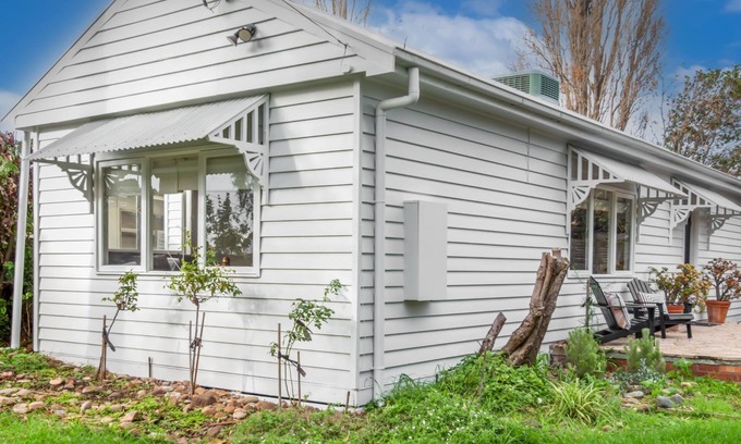 Tootgarook House | Peninsula Holiday Cottage 10 minutes walk to the beach