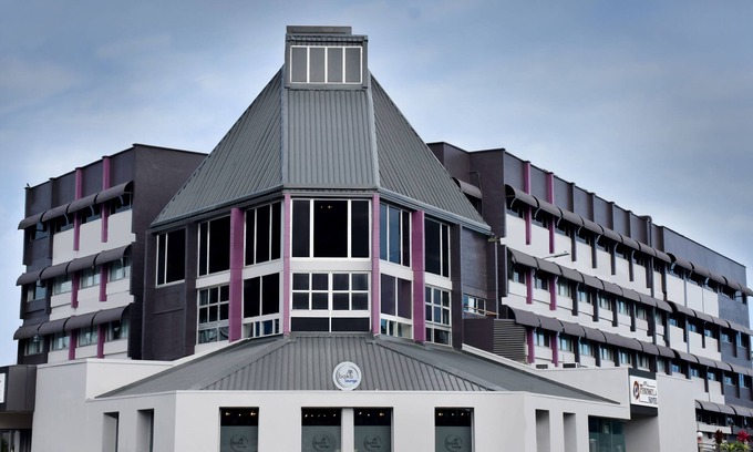 Suva Hotel | Peninsula International Hotel