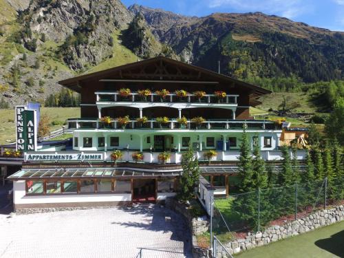 Mandarfen Apartment | Pension Alpin