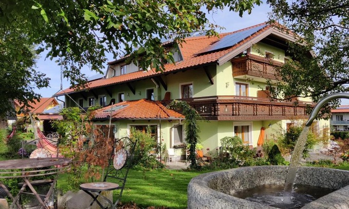 Sankt Georgen im Attergau House | Pension Holzapfel