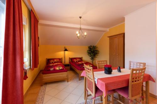 Ostrov House | Pension Eric
