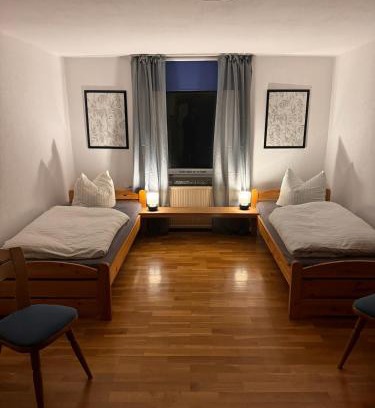 Niederorschel House | Pension FAULPELZ - Zweibettzimmer Gemeinschaftsbad