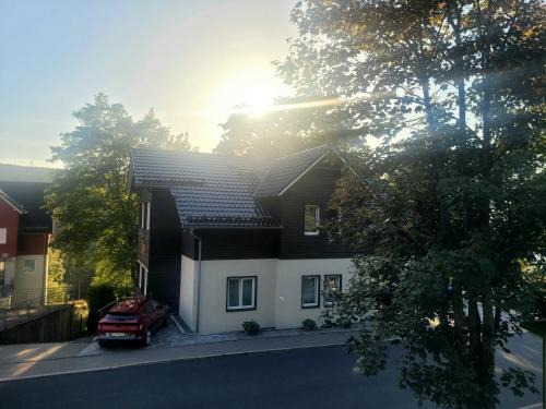 Oberhof House | Pension & Ferienwohnung Oberhof 810 M