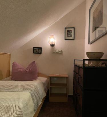 Storkow House | Pension Grasse Hofladen Cafe GenießerImbiss Kehrigk