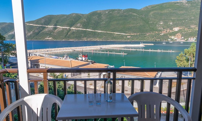 Vassiliki House | Pension Holidays