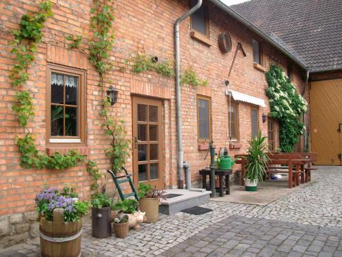 Salomonsborn House | Pension Kronenburghof