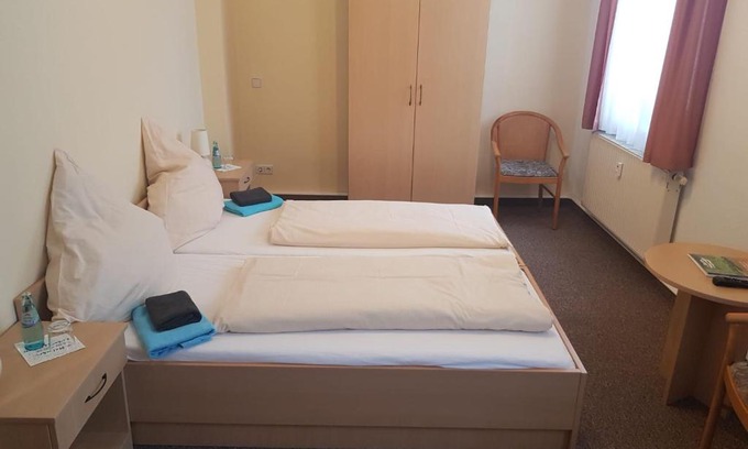 Gelenau House | Pension "Zur Katze"