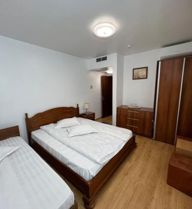 Bacau House | Pensiunea Cezara