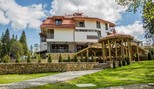 Borsec Hotel | Pensiunea Favorit Ferice