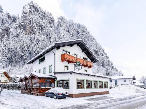 Strass im Zillertal Apartment | Penthouse in Strass near Zillertal Alps