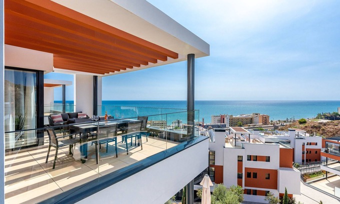 Fuengirola Apartment | Penthouse Middle Views | Luxury private terrace pool, sea view
