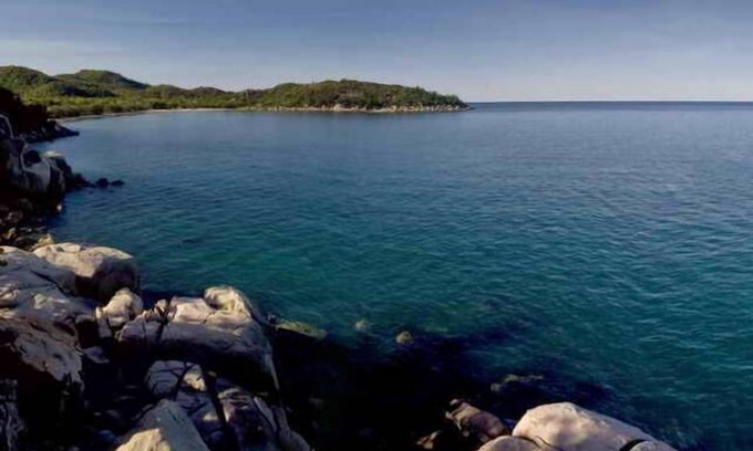 Nelly Bay Apartment | Penthouse on Bright Point