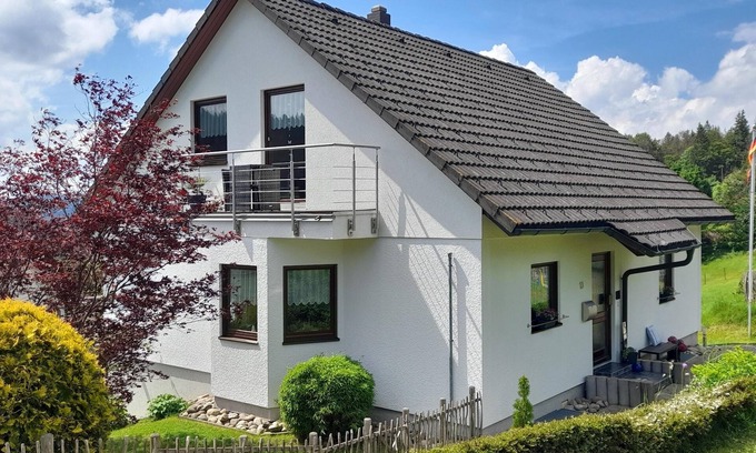 Goerwihl Apartment | Penthouse with balcony, enclosed garden & BBQ