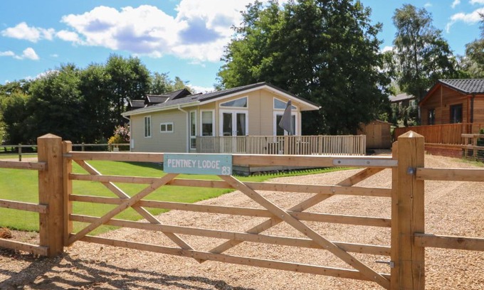 Pentney House | Pentney Lodge
