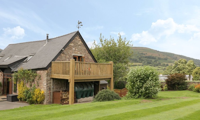 Abergavenny Cottage | Pentre Barn